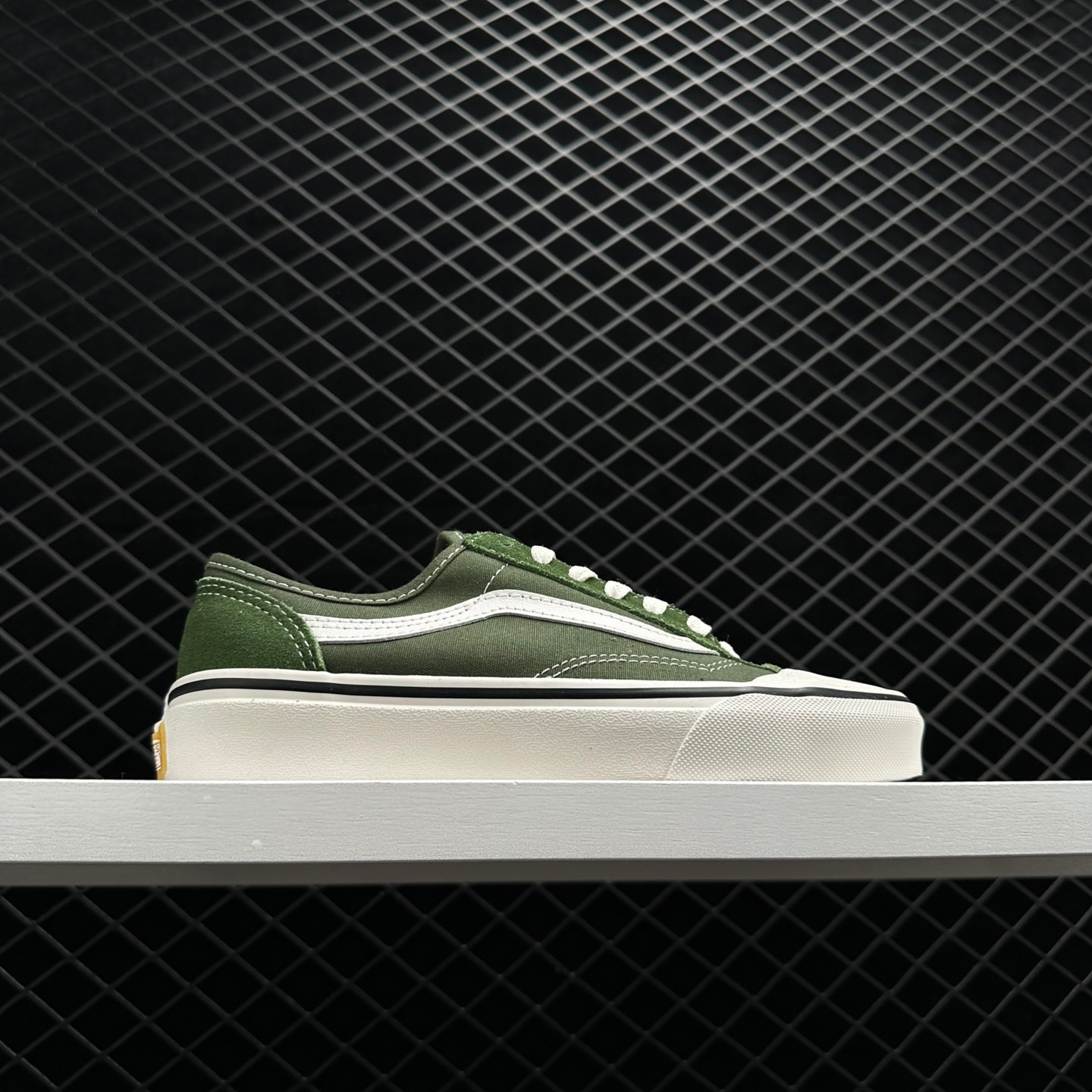 Vans Style 36 Low Top in Unisex Green – Updated Casual Skate Shoes