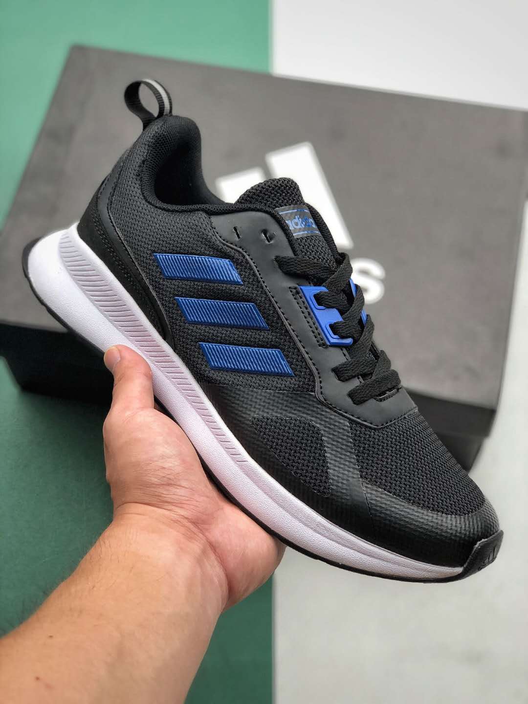 Adidas Run 80s BB7928 - Stylish and Supportive Footwear